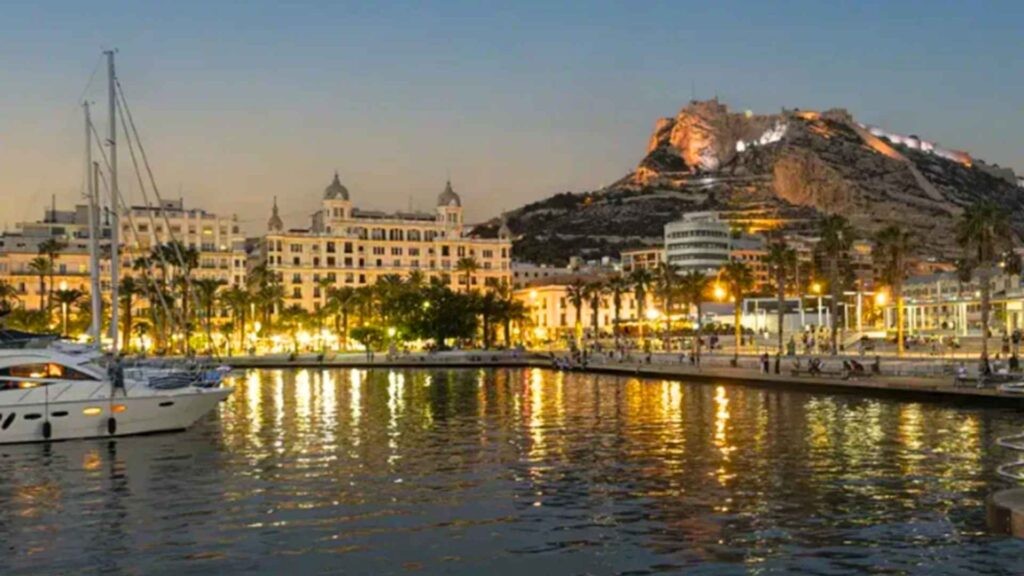 UR Vistahermosa in Alicante Spain