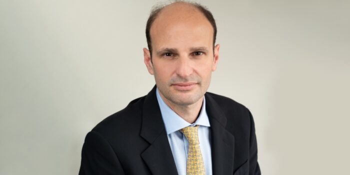 Dr Athanasios Papanikolau - FertiVita